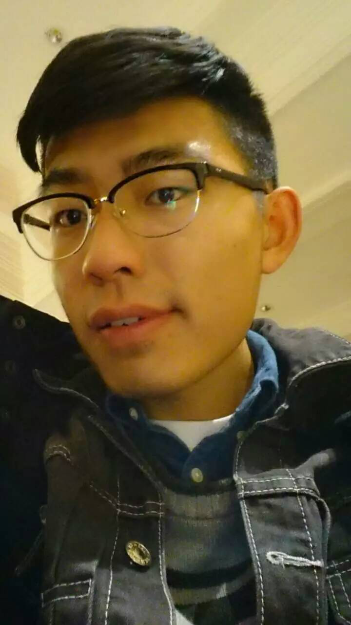 男生怎样自拍?