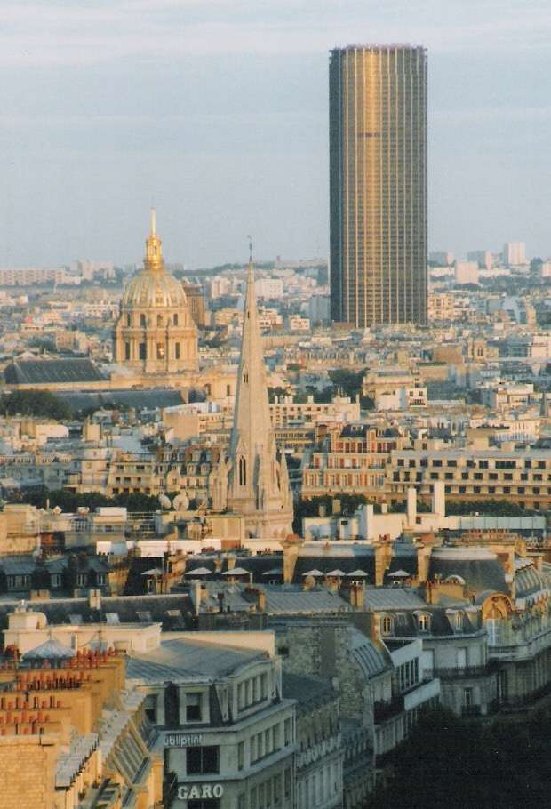 如果评价巴黎蒙帕纳斯大楼(tour montparnasse ) 的改造方案?