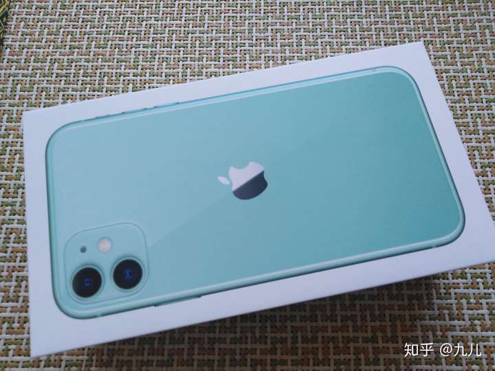 iphone 11 哪个颜色比较好看?
