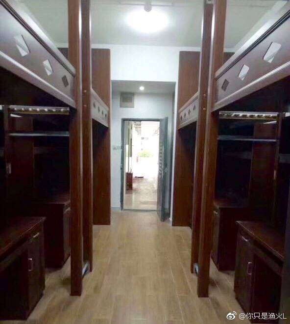 请问哪些南方大学宿舍条件好,最好有独立卫生间的?