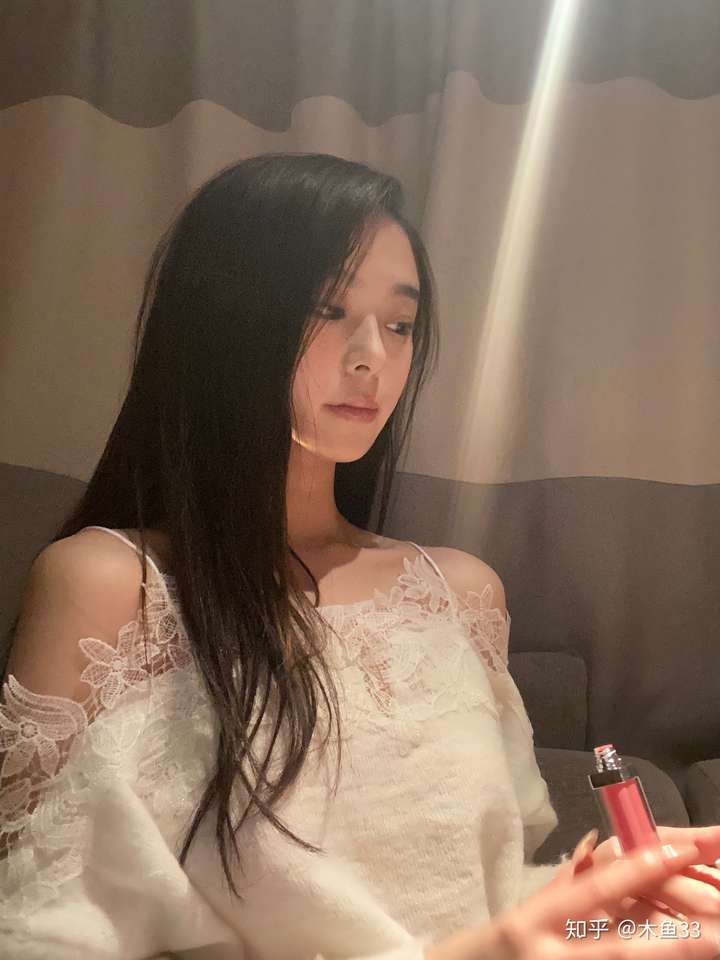 为什么现在的一些 00 后长得那么成熟?