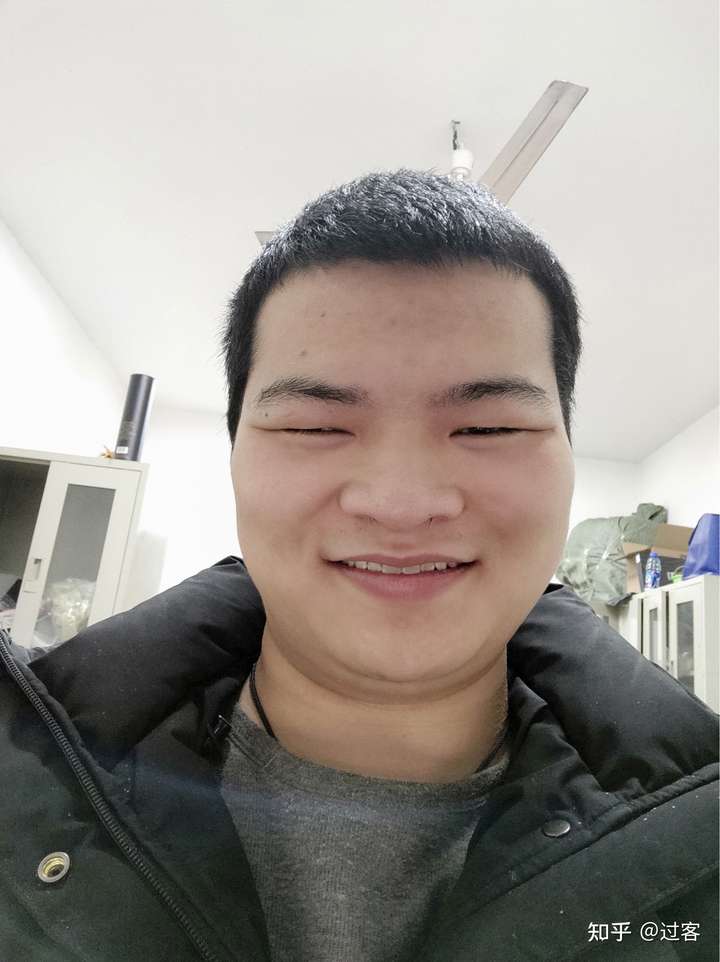 长得丑的男生到底有多惨?
