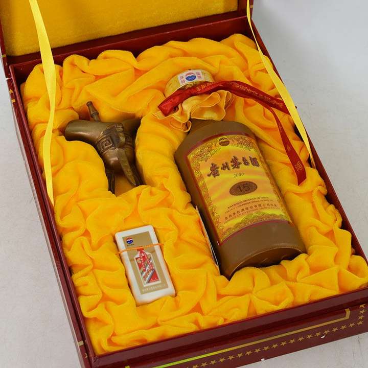 过年过节,给领导,朋友送礼,预算在5000~10000元,送什么东西好?