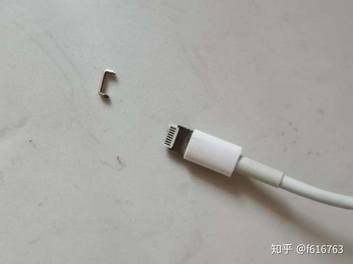 ipad 的充电器头断在充电口里了,怎么办?