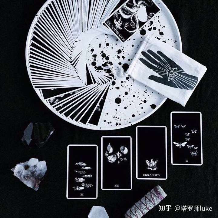 塔罗牌有没有做过开牌仪式有什么区别?