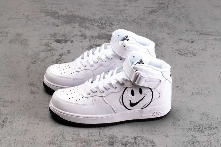 笑脸airforce1mid【204鞋库】