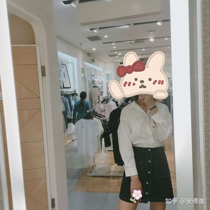 女生1米8 120斤胖吗?