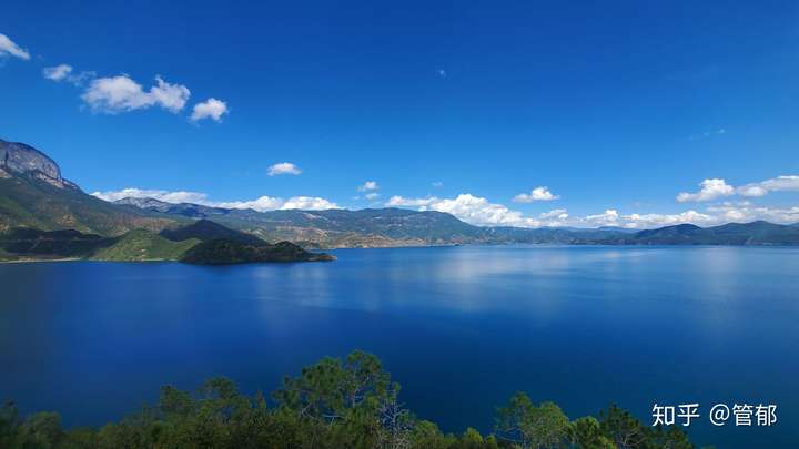 泸沽湖住哪里好,环境好一点,湖景漂亮的?