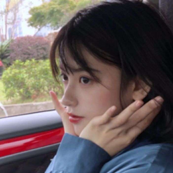好看的女生头像?