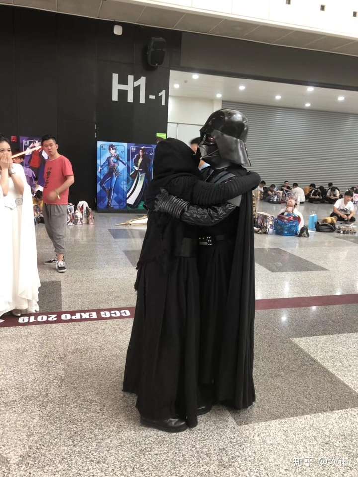 如何cos达斯维达
