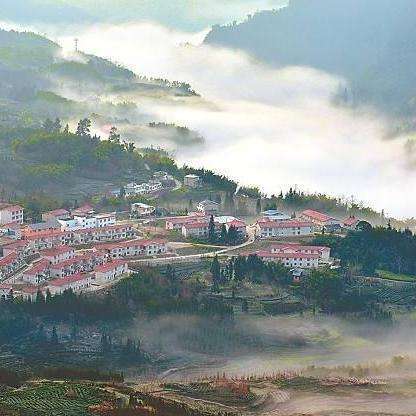 荥经县隶属四川省雅安市,位于四川盆地西部边缘,地处雅安中部,介于