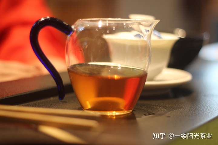 红茶与绿茶的区别?