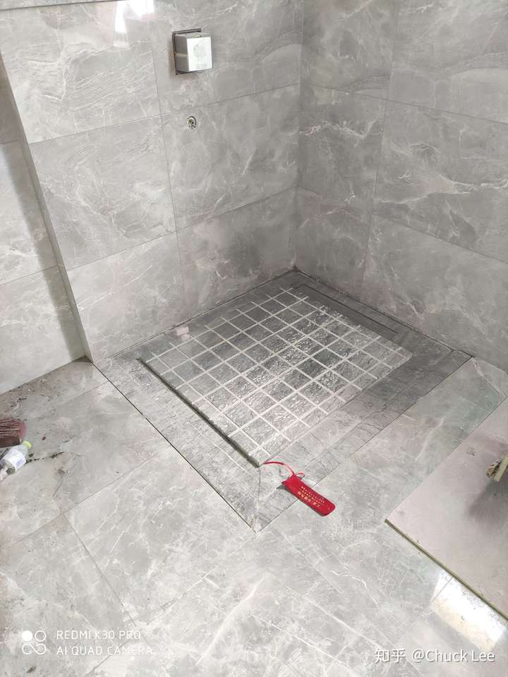 淋浴房拉槽用瓷砖还是大理石好?
