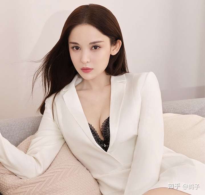 古力娜扎的时尚代言是不是很好,都有哪些?