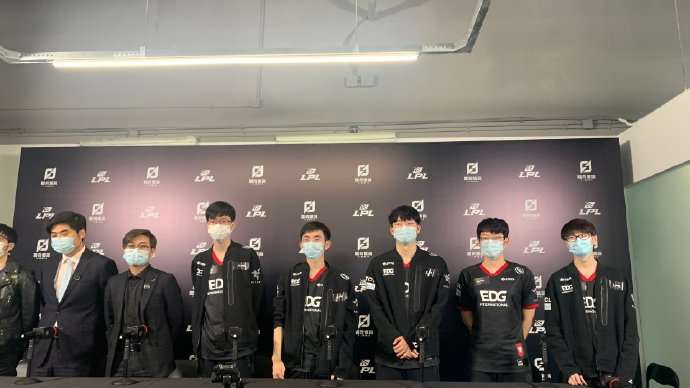 2021 lpl 春季赛 ra 0:2 edg,如何评价这场比赛?