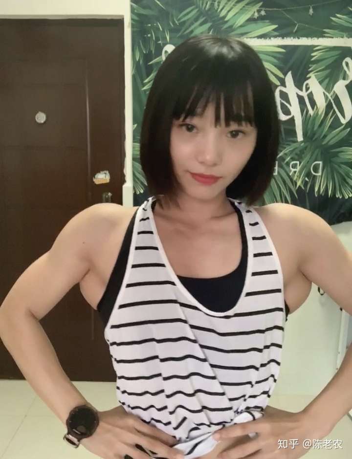 女生长期运动容易长肌肉吗?