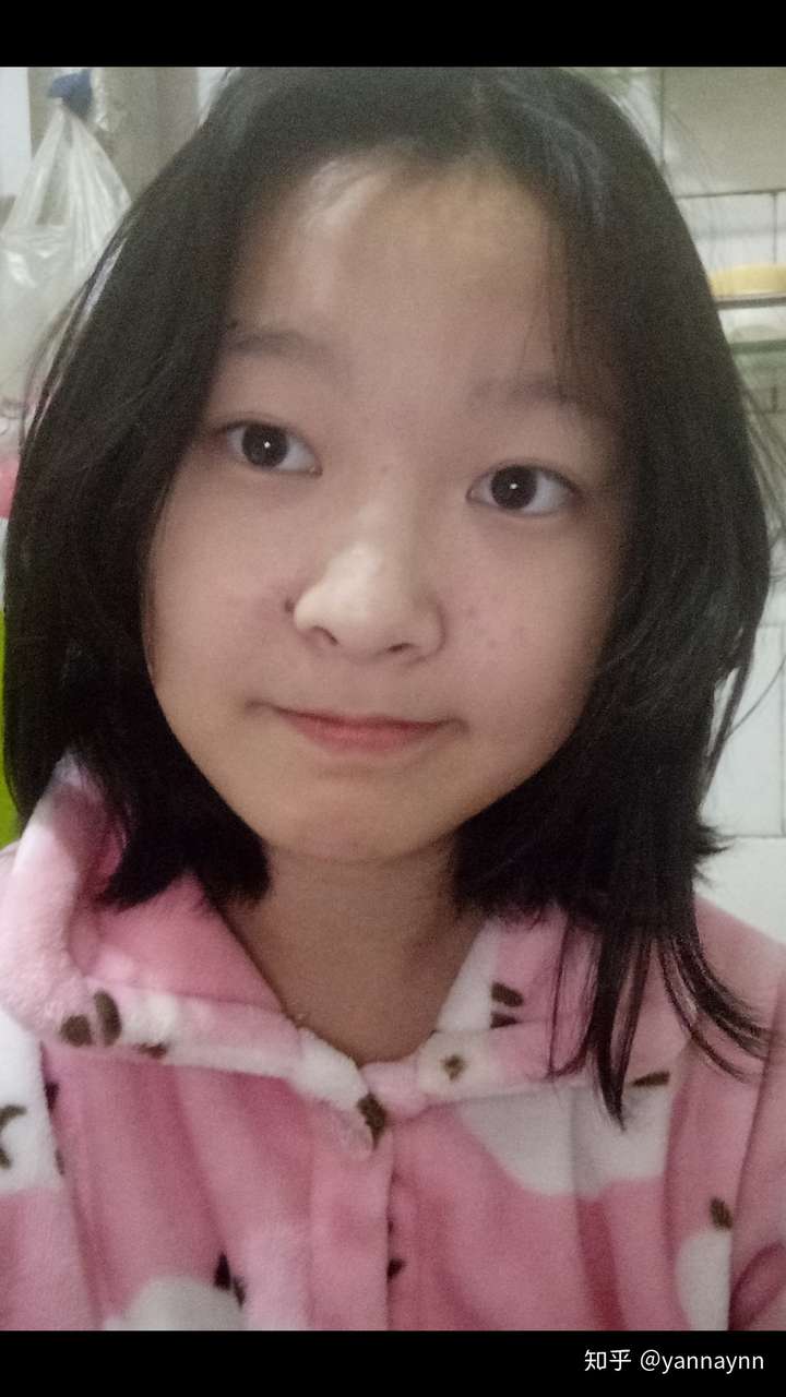 为什么有些人自拍丑,他拍好看,而有些人自拍好看,他拍