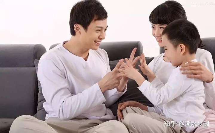 夫妻和睦,在家庭中很重要