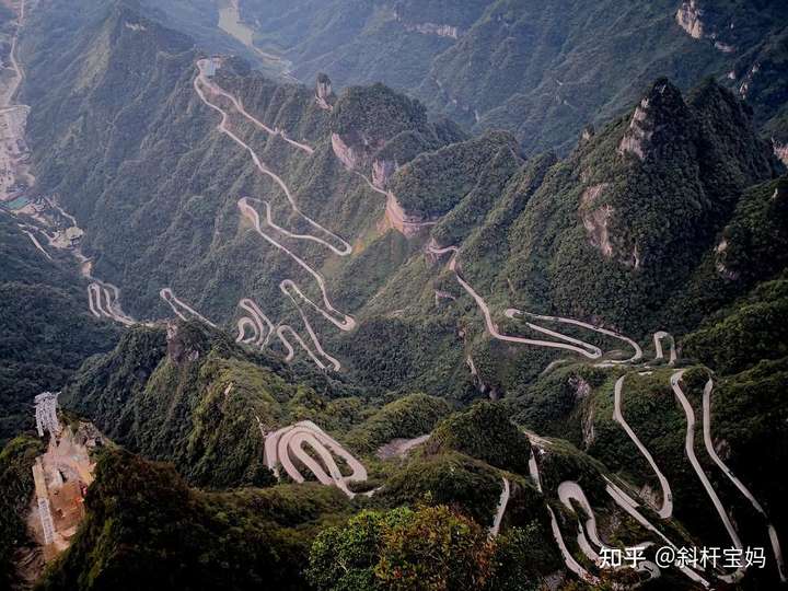 都说西藏有条盘山路是山路十八弯,个人觉得和云南这边山路比起来真是