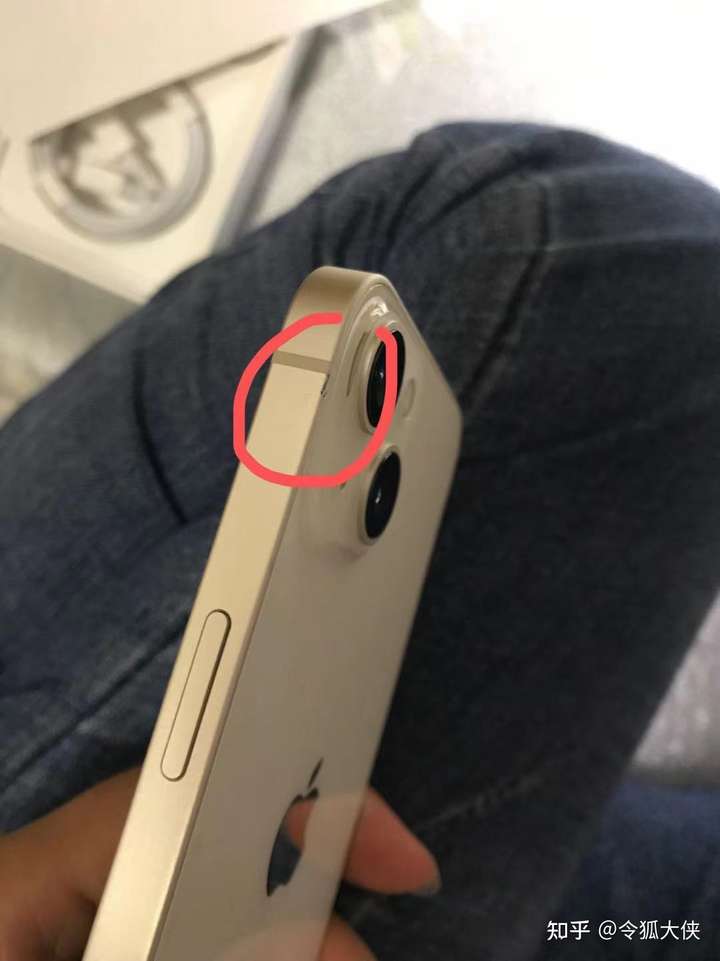 iphone13今年的品控真的不怎么样,常见的瑕疵,屏幕划痕,白点,边框