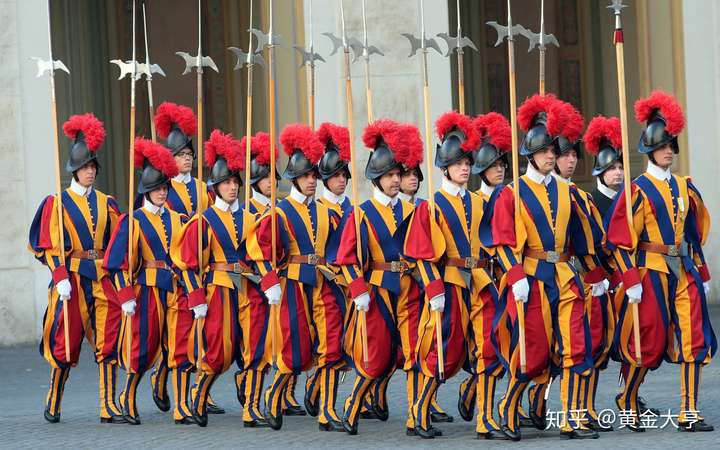 出了梵蒂冈就要由意大利警察和宪兵来