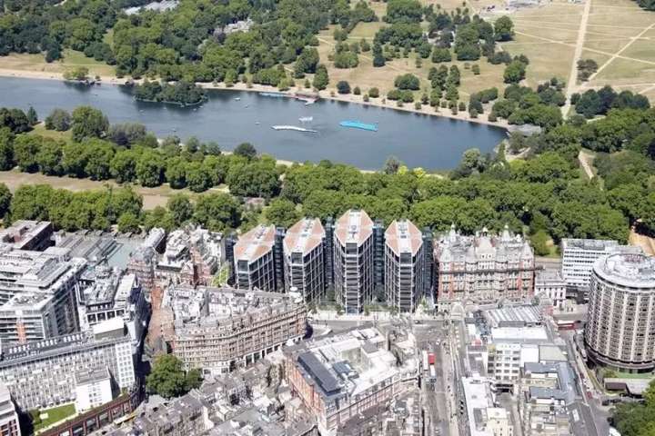 一,海德公园一号 海德公园一号位于英国伦敦中心海德公园一旁,由四栋