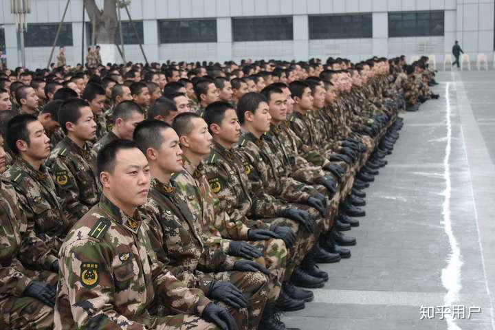 在武警警官学院就读是怎样一番体验?