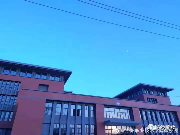 洛阳职业技术学院的校园环境如何?