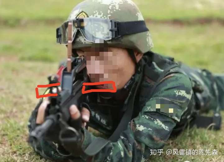 据枪瞄准正面