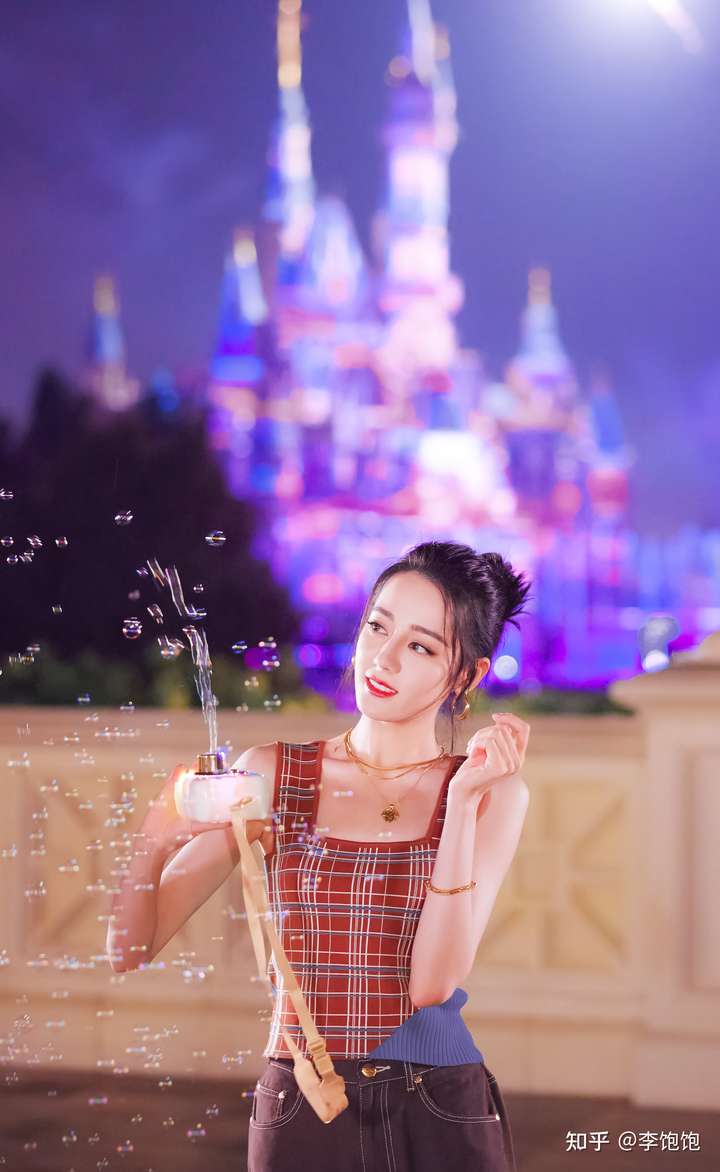 你喜欢迪丽热巴么,为什么?