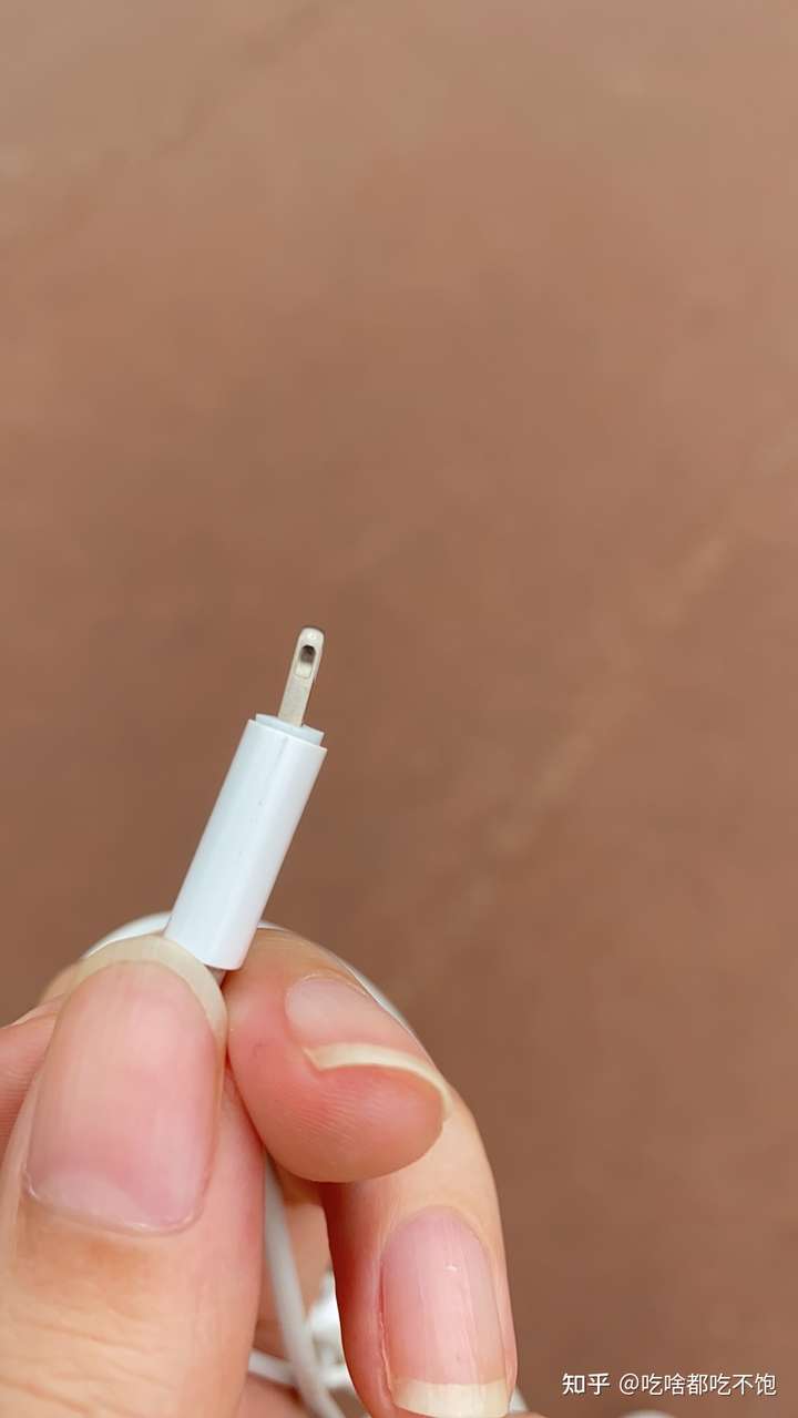 苹果耳机的插头歪了这……有的救吗?