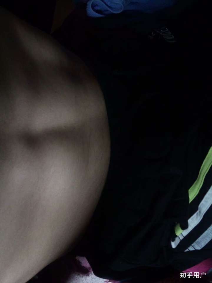 中学生腹肌/胸肌好看是种怎样的体验?
