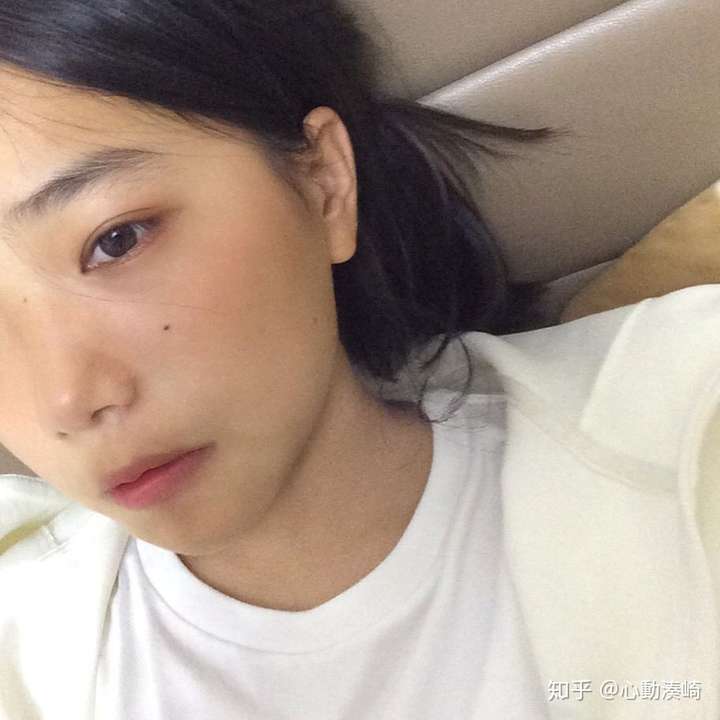 女生长得黑但五官不难看是什么体验?