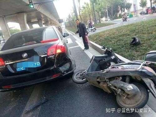电动车追尾汽车,是谁的责任?