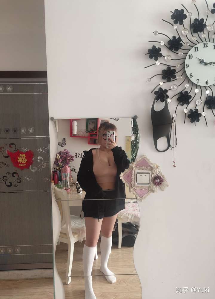 一米六五左右的女生 140斤真的很胖吗?