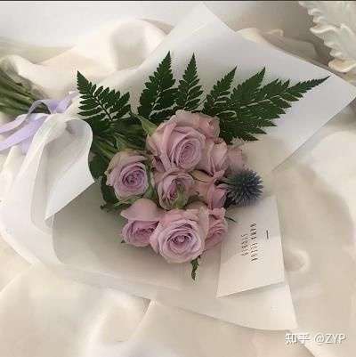 给生日的闺蜜买了花配图文案有什么推荐的吗? ?