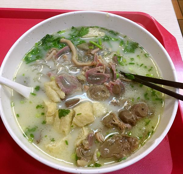 真正代表南京风味的鸭血粉丝汤是哪一家?