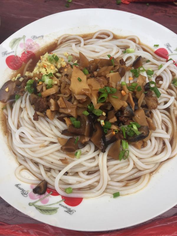 广丰洋口酒席的早餐, 汤粉.