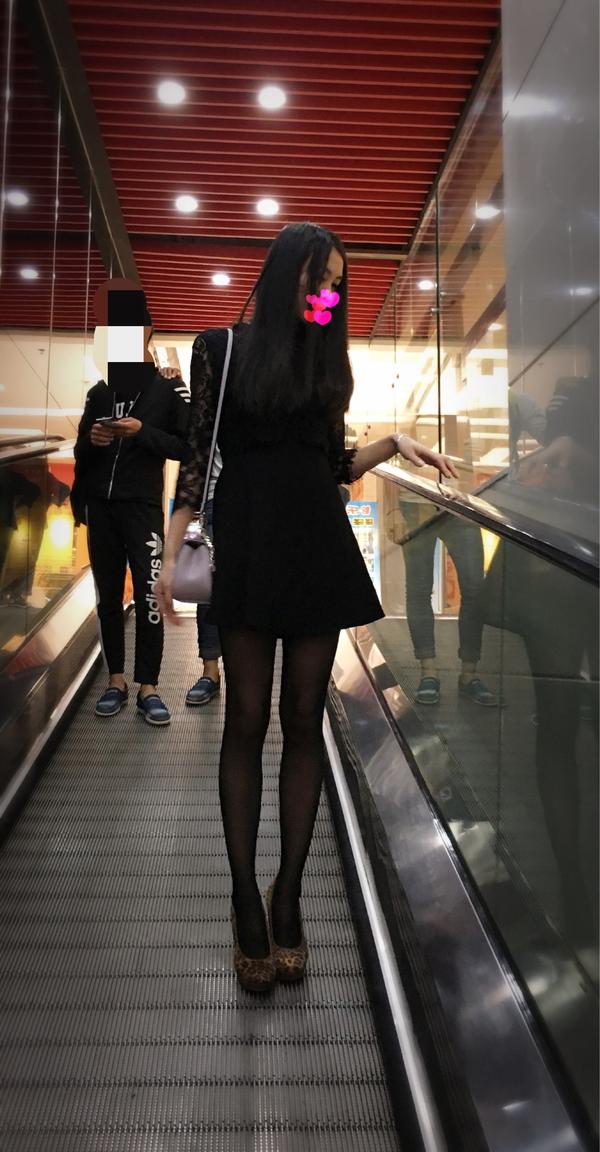 有一个腿细又长的女朋友是怎样的体验?