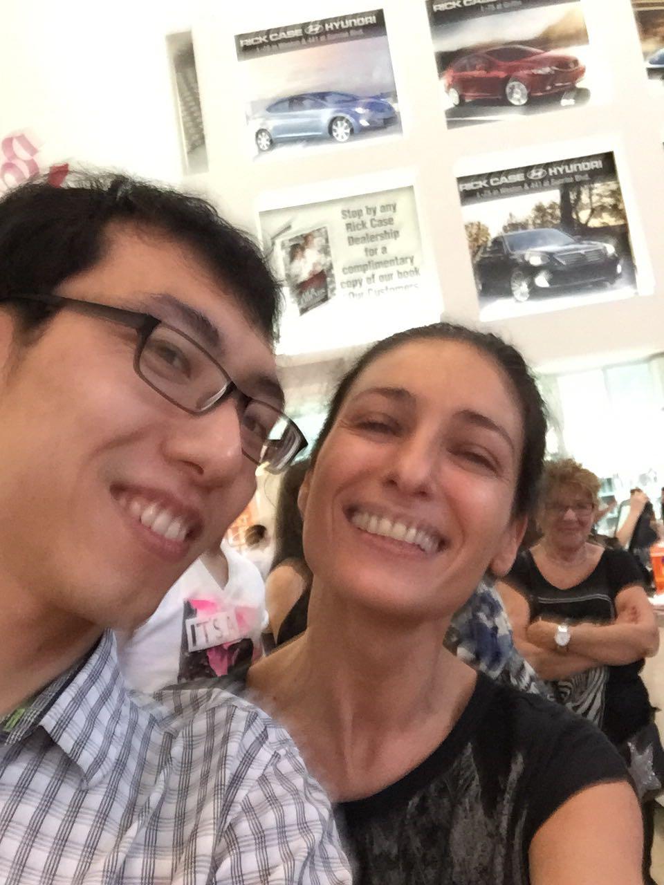 男生出国旅游被外国女生搭讪是什么感受? - 孙