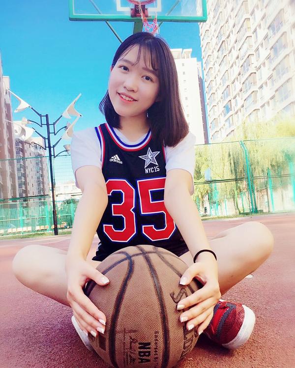 女生喜欢篮球是一种什么样的心理?