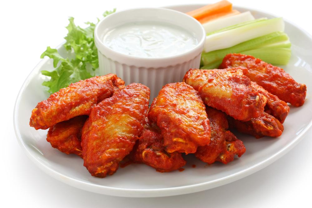 buffalo wings 布法罗鸡翅 buffalo sauce 是一种红色的