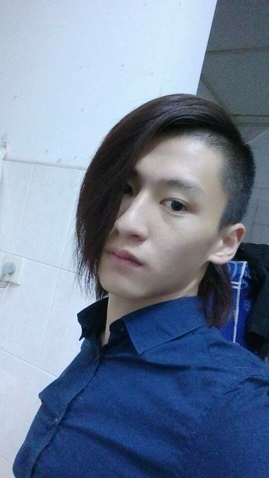 <em>男生</em>怎么留<em>长头发</em>? - 时尚 - 知乎