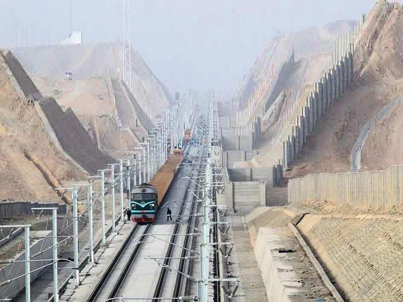 修建兰新高铁有哪些好处? - 知乎用户的回答 - 