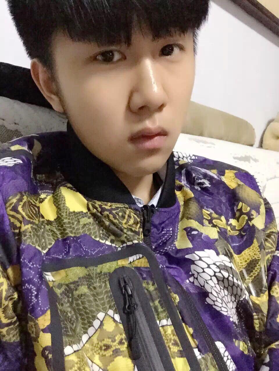 男生长得好看有哪些意义? - 匿名用户的回答