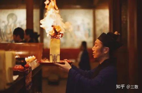 烧香拜神有三种愿望不能许非但不灵验还有损福报
