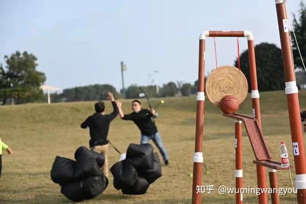 沃乐主题团建活动巨人捕手