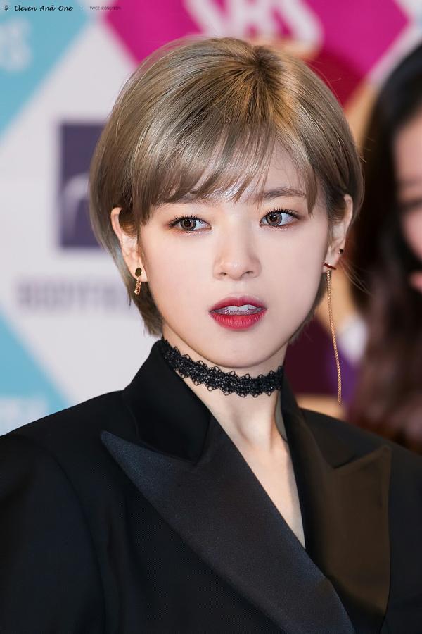 请评价一下twice的定延jeongyeon