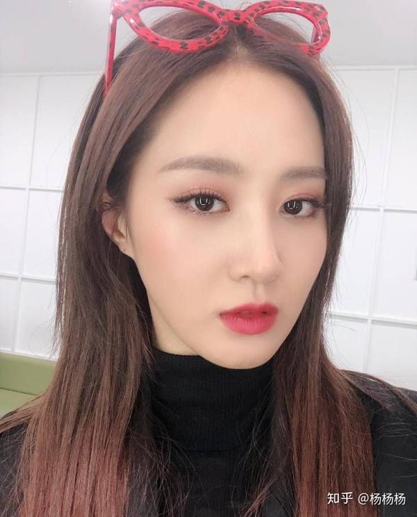 我一直分不清权侑莉和徐贤