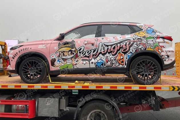 2021上海车展探馆长安欧尚x5特别版卡通涂鸦车身涂装